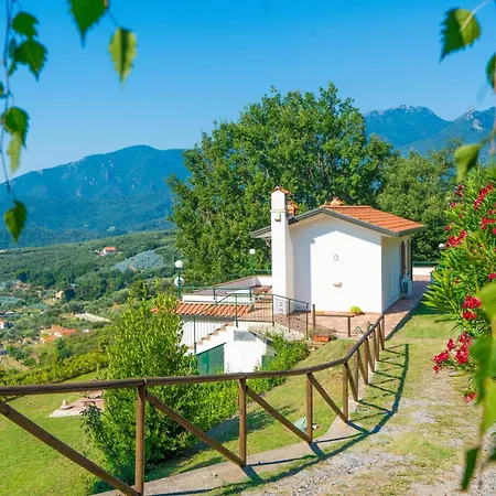 Daire Babyaccommodation Family Hills Ii *