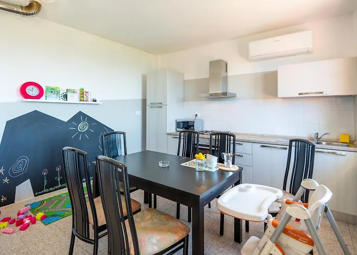 Lägenhet Babyaccommodation Family Hills Ii Tovo San Giacomo